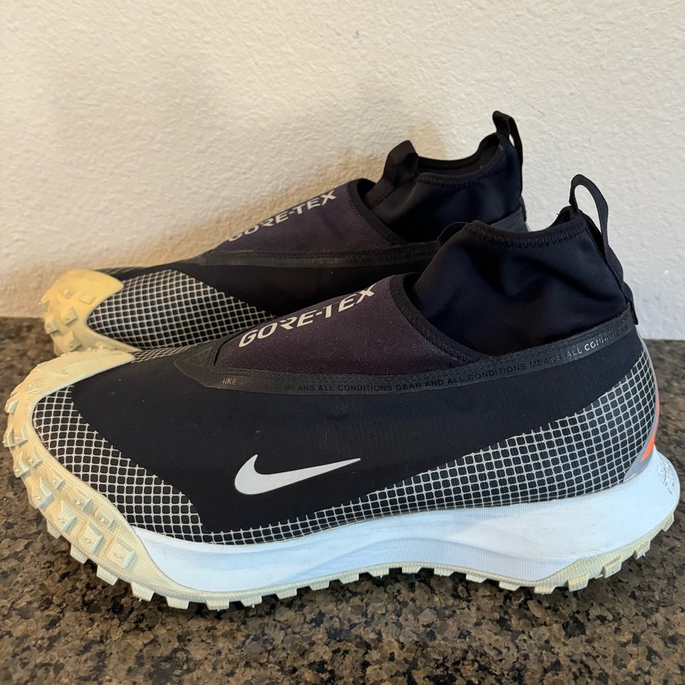 Nike ACG Mountain Fly Gore-tex - Black